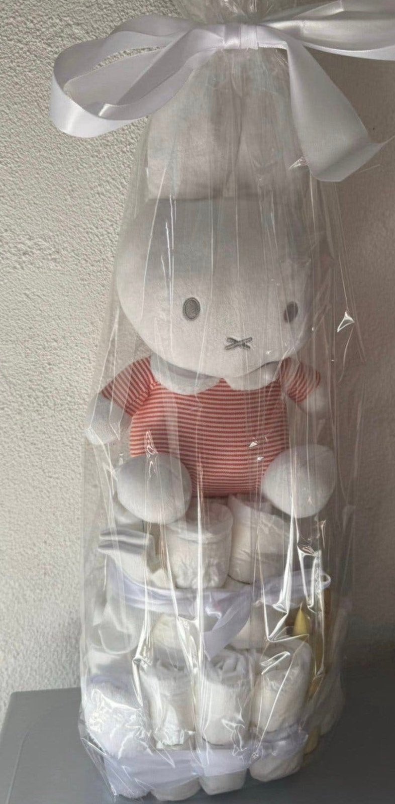 Luiertaart neutraal met nijntje knuffel, Ophalen, Zo goed als nieuw, Kraamcadeau