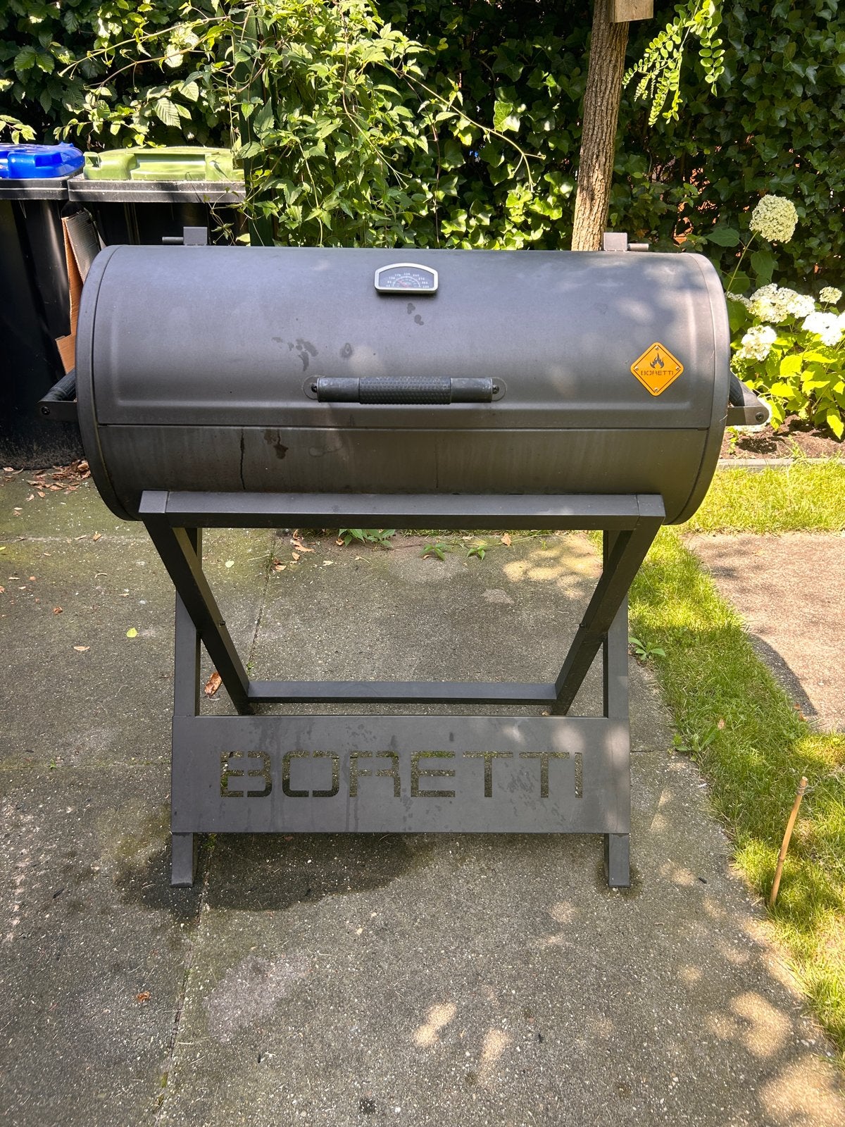 Boretti Barbecue: Robuuste Houtskool BBQ, Ophalen, Gebruikt