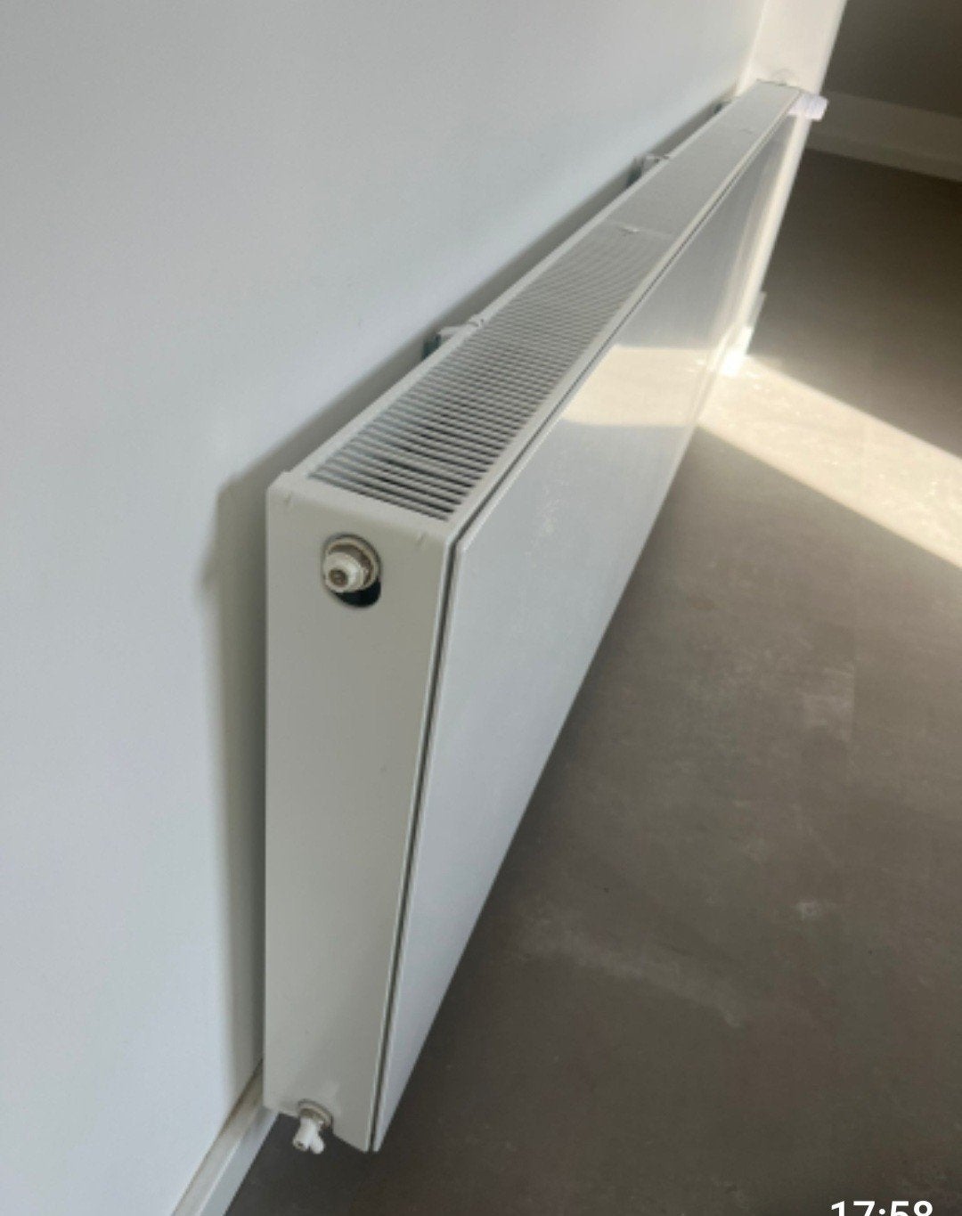 Te koop: Radiatoren, Doe-het-zelf en Verbouw, Verwarming en Radiatoren, Ophalen, 30 tot 80 cm, Radiator, Zo goed als nieuw