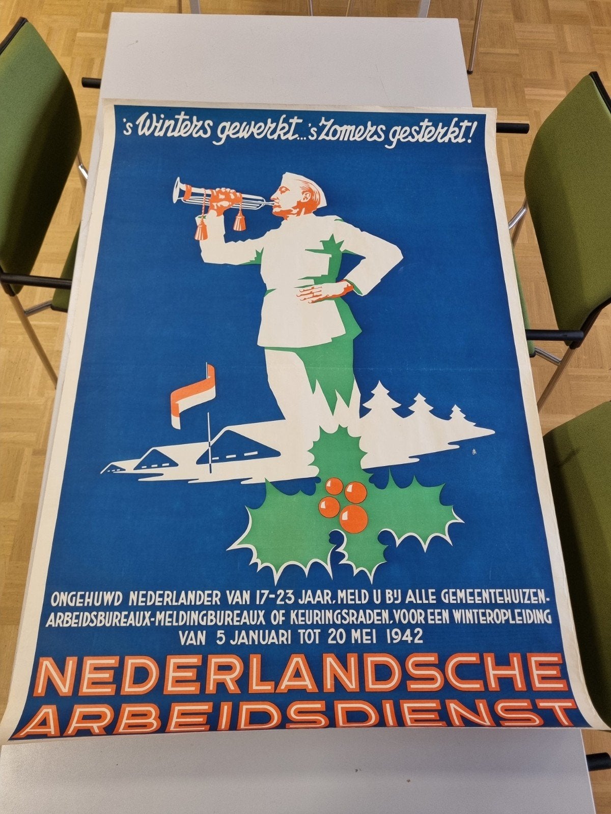 Wervingsposter Nederlandsche Arbeidsdienst - 1942, Verzamelen, Ophalen of Verzenden, Overige soorten, Nederland, Foto of Poster