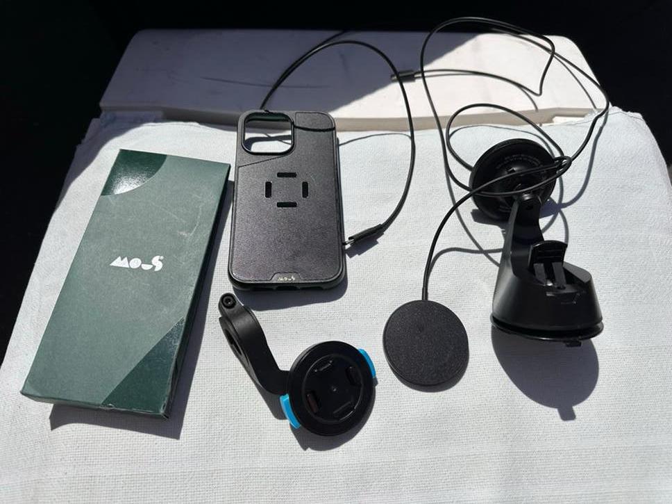 MOUS telefoonkit MagSafe zwart, Kunststof, IPhone 14 Pro Max, Zwart, Overige merken