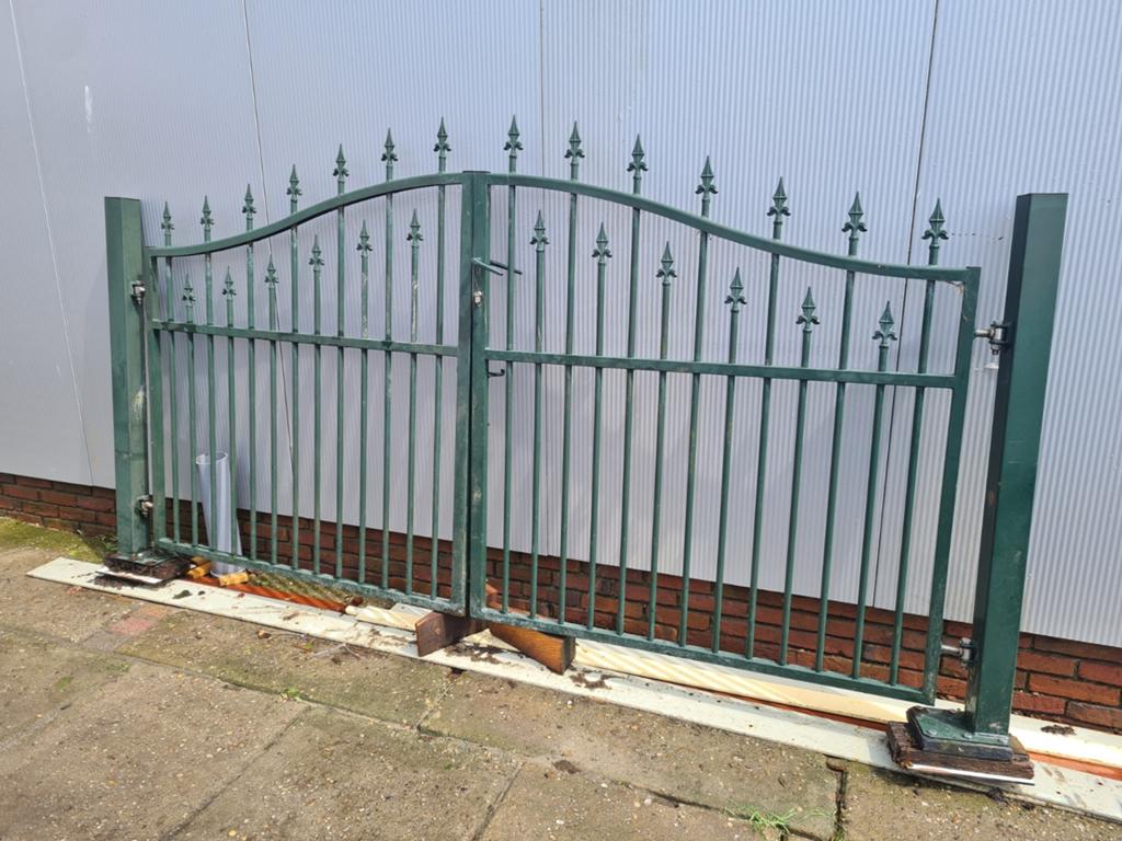 Gegalvaniseerde Groen Gecoate Poort met Palen - 295x155cm, Ophalen, IJzer