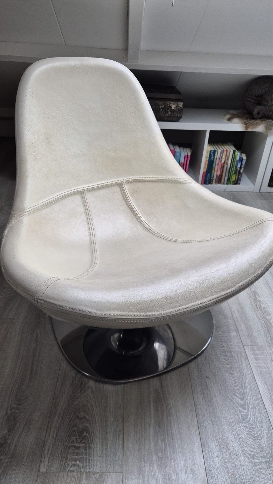 Vintage leren kuipstoel Ikea - Koopje!, Huis en Inrichting, Ophalen, Gebruikt, Wit, Vintage