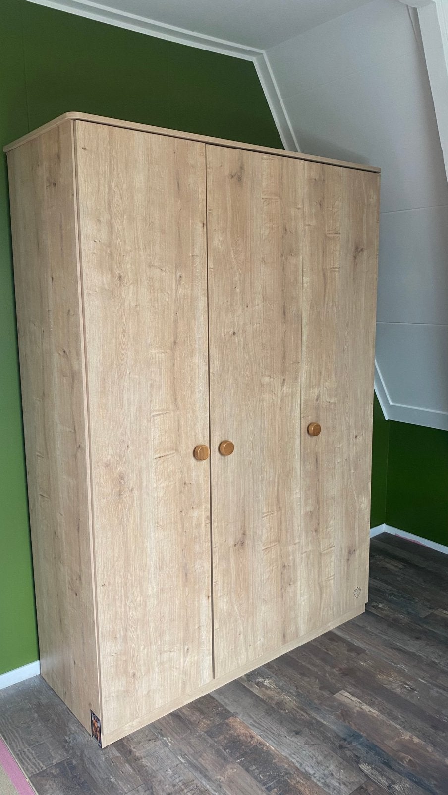 3 deurs kledingkast | houtlook, Huis en Inrichting, Ophalen, Met deur(en), Gebruikt, 100 tot 150 cm