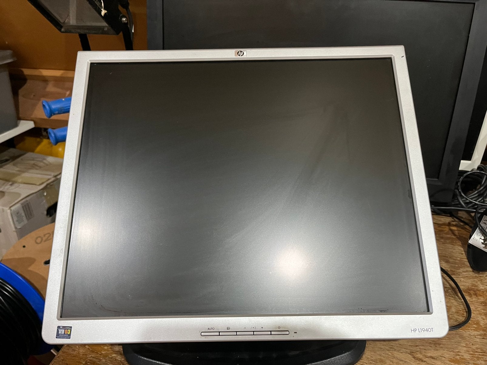 HP 1940 19-inch LCD Monitor - Zo goed als nieuw, Ophalen of Verzenden, Zo goed als nieuw, Overige typen, VGA