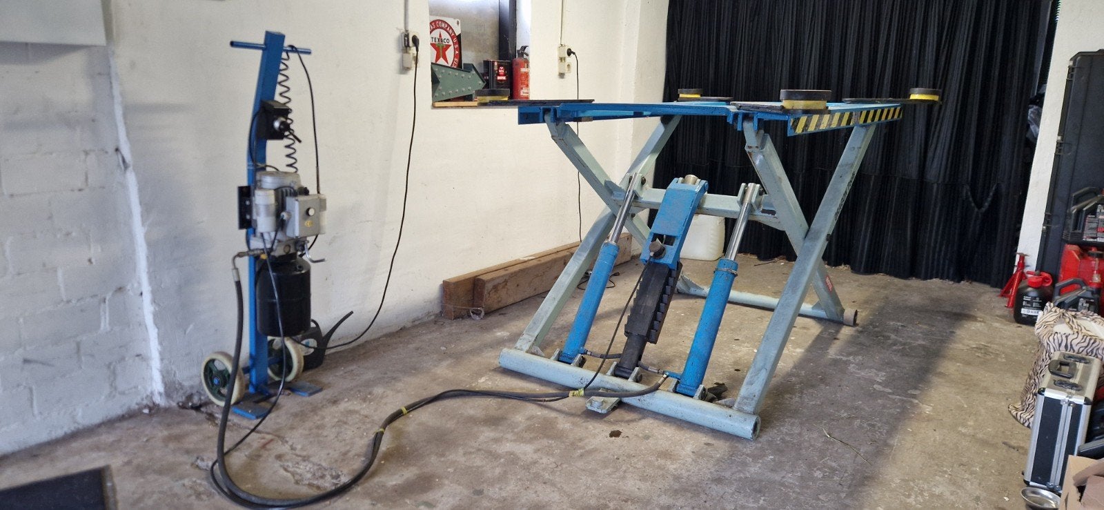 Dragon Tools mobiele Schaar hefbrug Poetsbrug - 2800 kg, Ophalen, Gebruikt