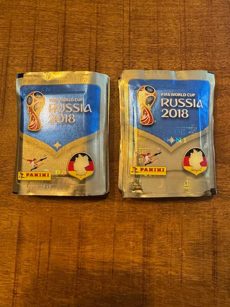 Panini World Cup 2018 Russia | 50 Packs | Intern. versie, Verzamelen, Ophalen of Verzenden, Zo goed als nieuw, Buitenlandse clubs