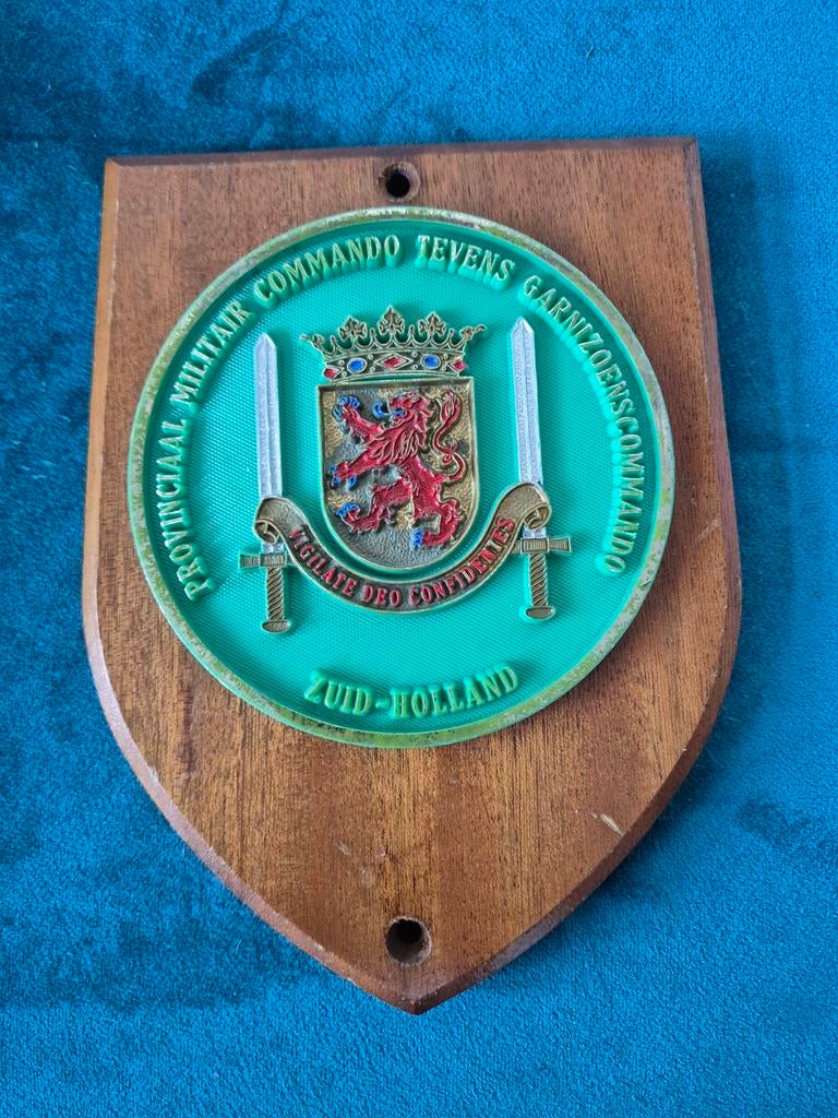 Wapenschild Provinciaal Militair Commando tevens Garnizoens, Ophalen of Verzenden, Landmacht, Nederland, Embleem of Badge