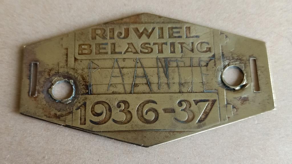 antiek fietsmessing belastingplaatje 1935-1936, Antiek en Kunst, Curiosa en Brocante, Ophalen of Verzenden