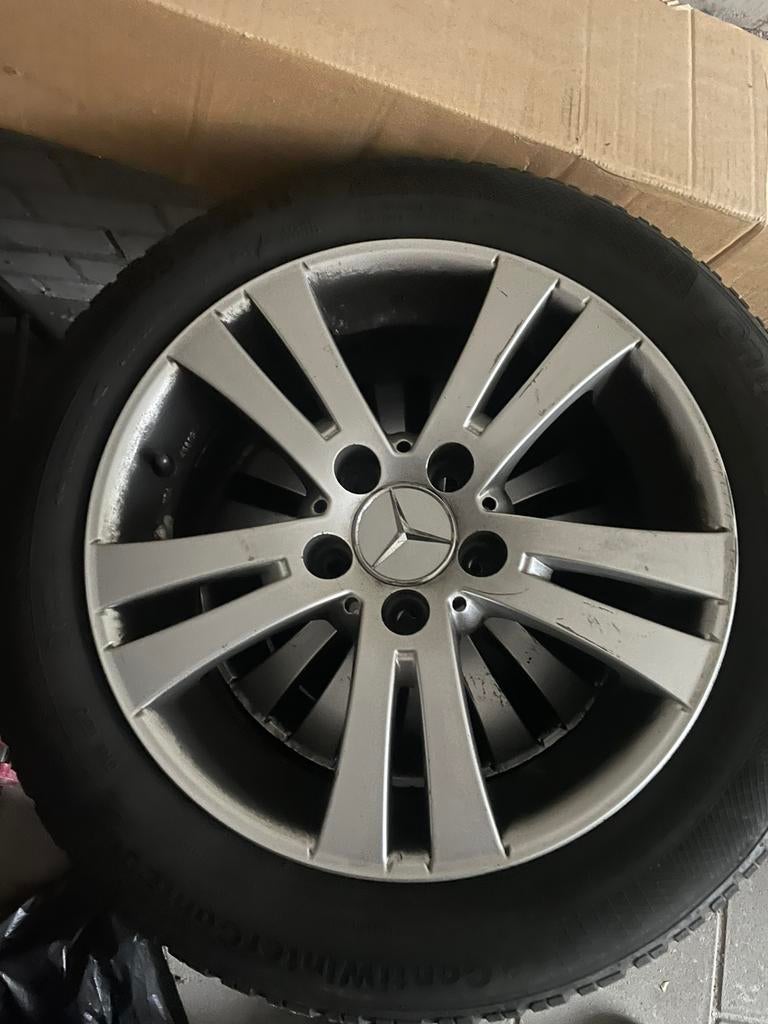 Mercedes Velgen met Winterbanden 16 inch, Ophalen, Gebruikt, 16 inch, Banden en Velgen