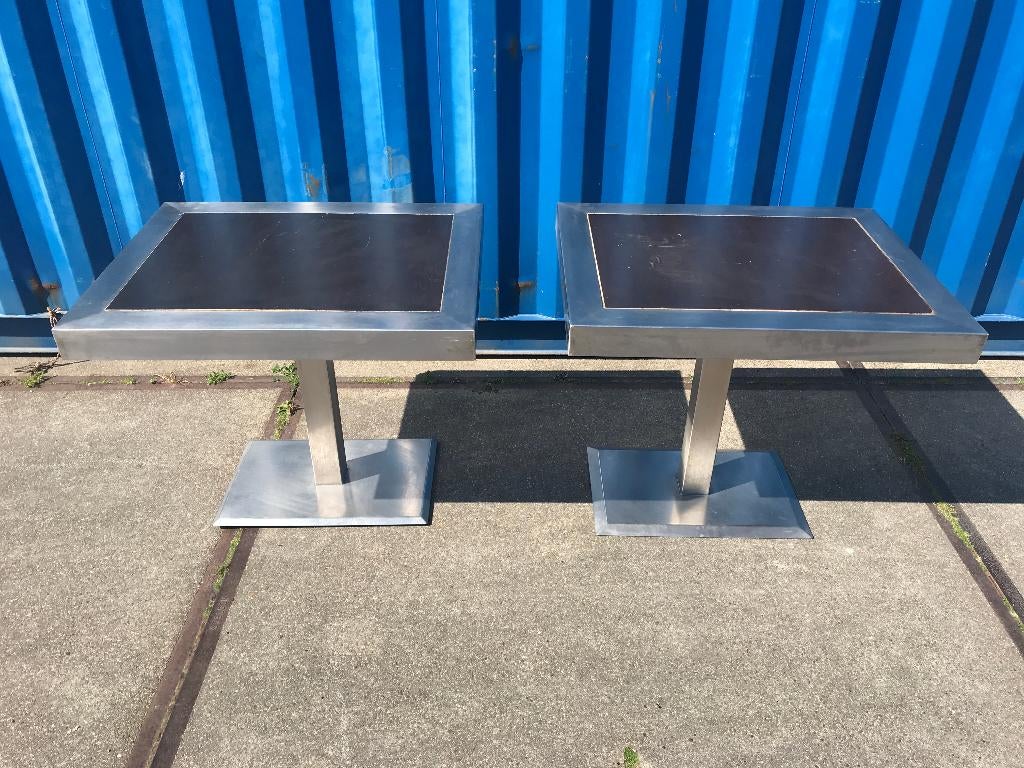 2 stuks RVS koffie tafeltjes op rvs voet / bistro tafeltjes, Antiek en Kunst, Antiek | Meubels | Tafels, Ophalen