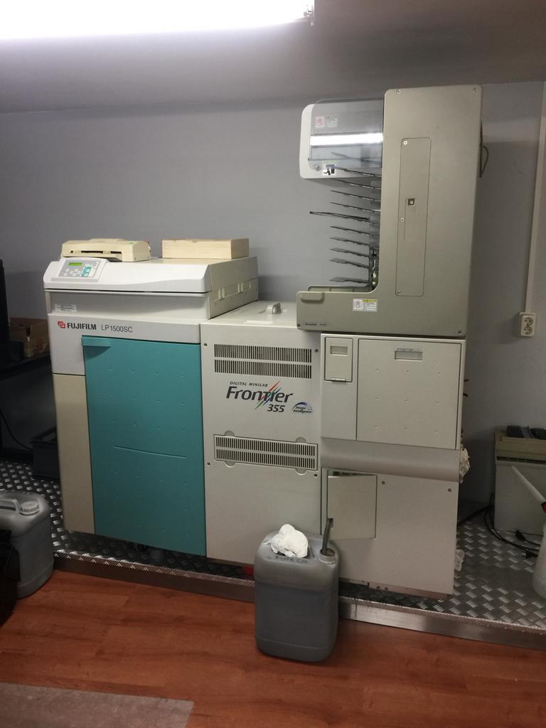 Fuji Frontier Fotoprintsysteem, Ophalen, Gebruikt, Complete dokaset