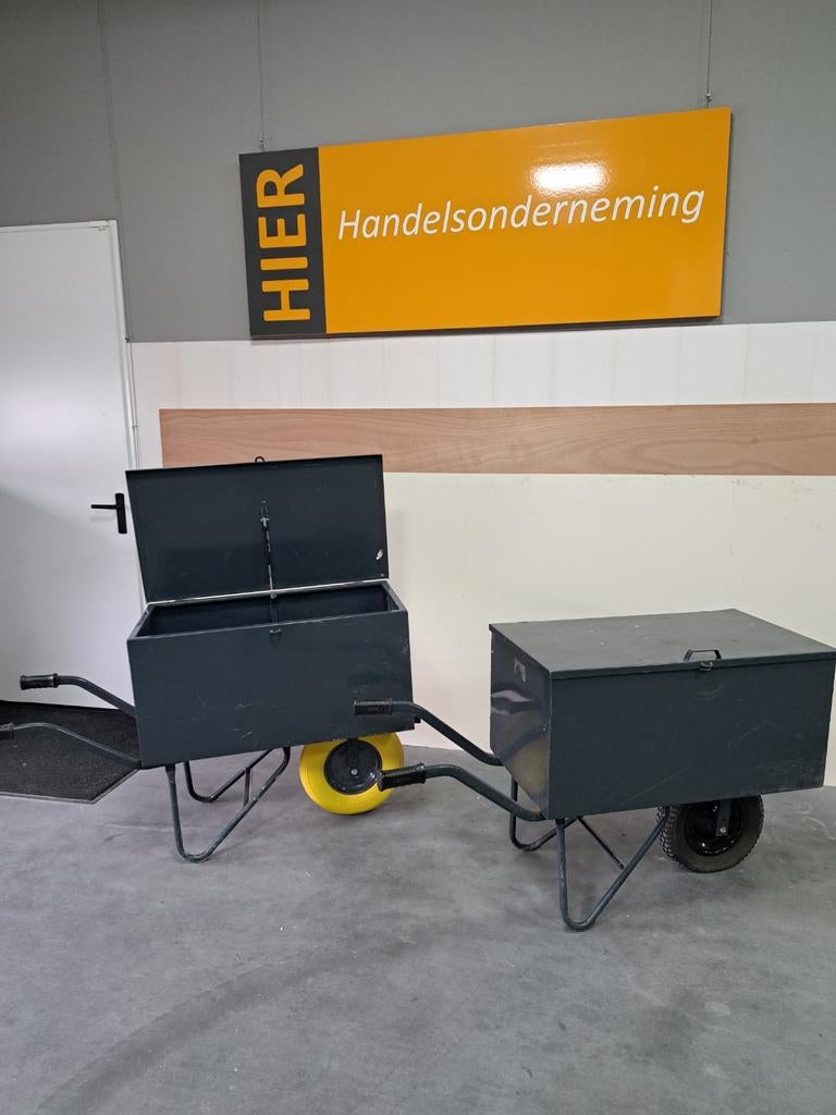 Kruiwagen met gereedschapskist, Tuin en Terras, Kruiwagens, Ophalen, Gebruikt, Handmatig, Onbekend