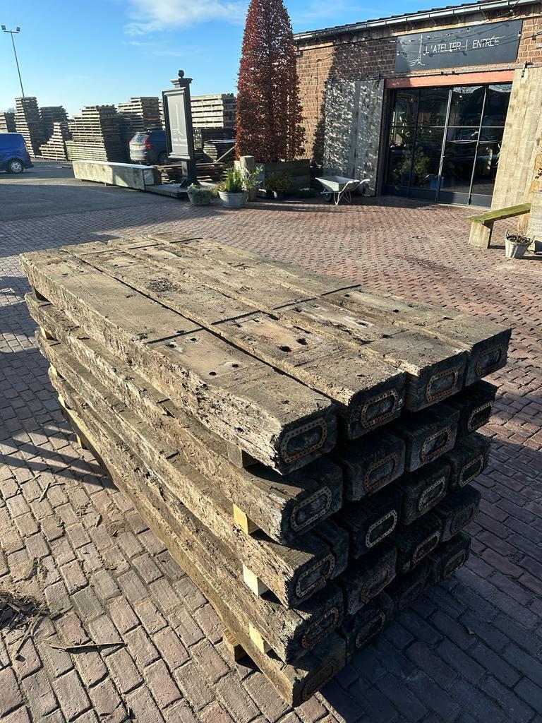 Oude eiken bielzen, Gebruikt, Verzenden, Eiken, 250 tot 300 cm