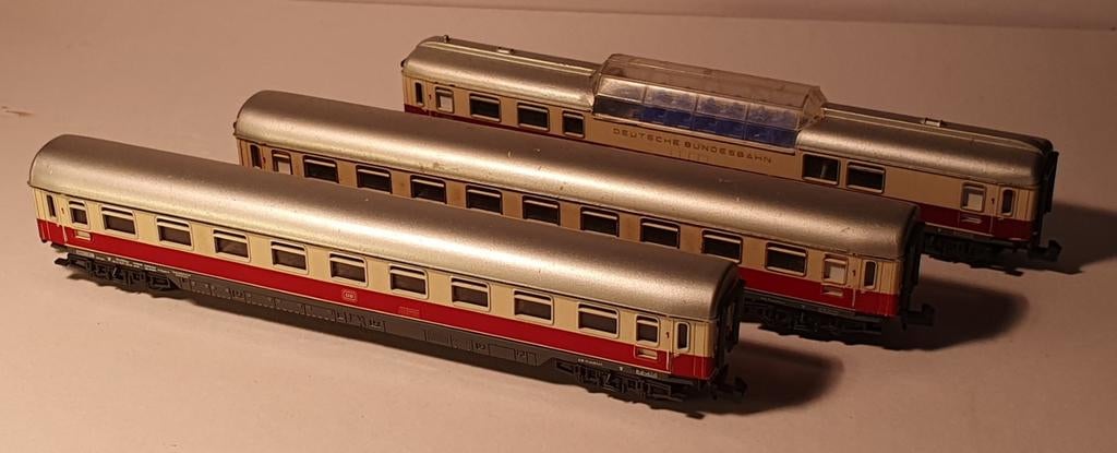 N-Spoor Minitrix Tee rijtuigen met uitzicht wagen., Hobby en Vrije tijd, Modeltreinen | N-Spoor, Gelijkstroom, Trix, Wagon, Ophalen of Verzenden