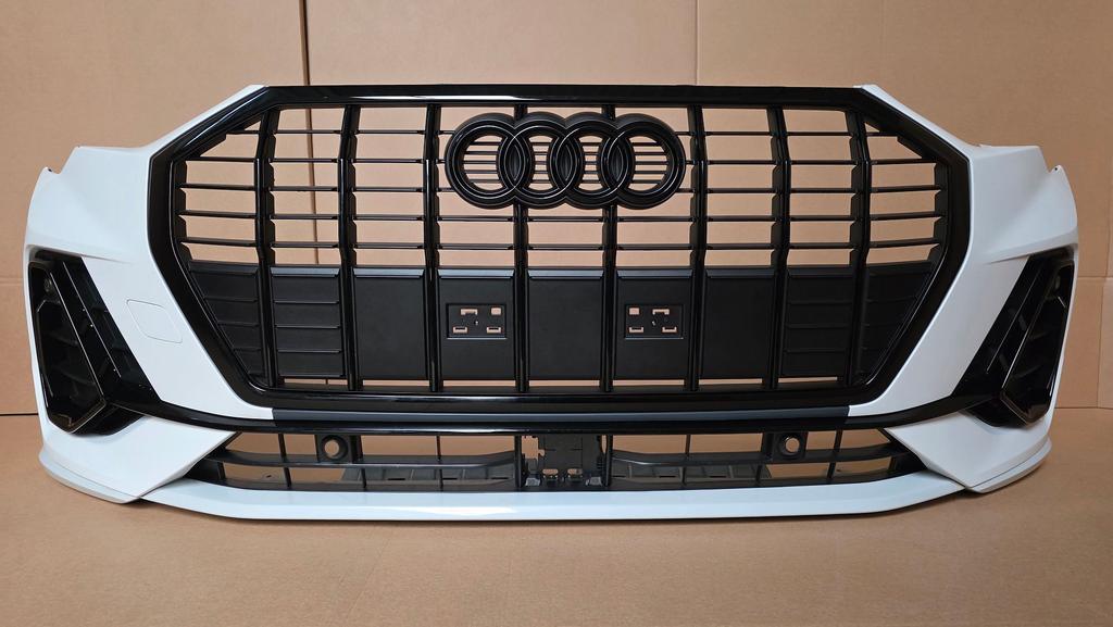 Voorbumper Audi Q3 83A F3 S-line SLINE  BUMPER Y9L ORIGINEEL, Gebruikt, -, Voor, Bumper