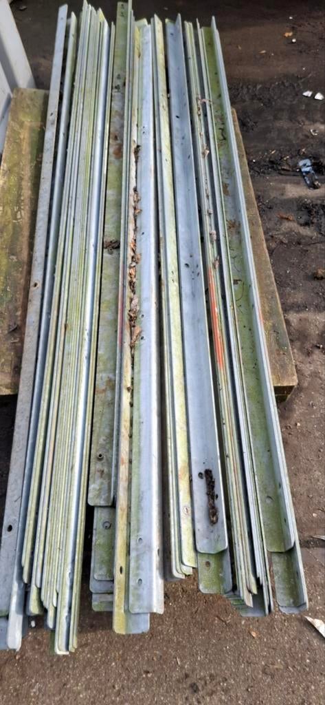 Gegalvaniseerde hoeklijn, Doe-het-zelf en Verbouw, Metalen, Ophalen of Verzenden