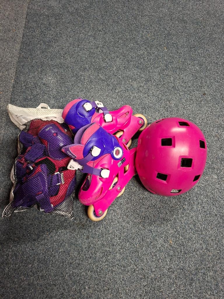 Complete set kinderskates maat 25/26, Kinderen en Baby's, Speelgoed | Buiten | Rolschaatsen, Ophalen of Verzenden, Gebruikt, Kinderen
