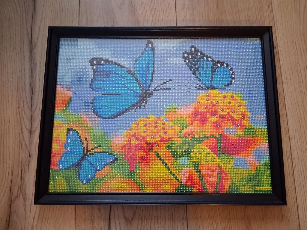 Een Diamond Painting schilderijtje met bloemen en vlinders., Ophalen of Verzenden, Nieuw