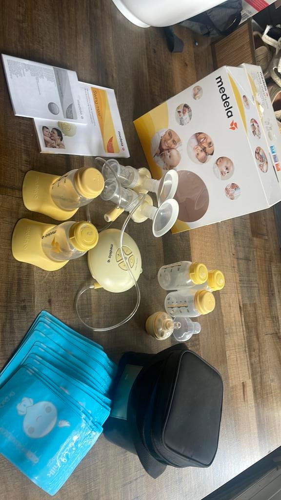 Medela swing maxi & calma borstkolf, Ophalen, Zo goed als nieuw, Borstkolf