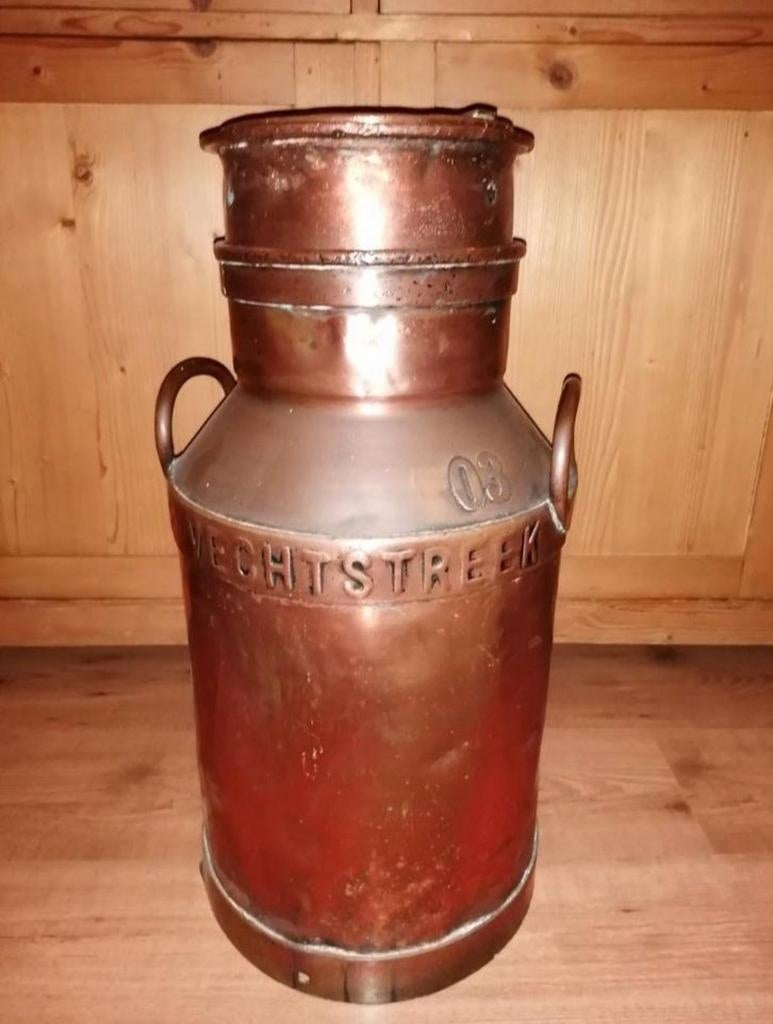 Verkoperde melkbus 1951 de vechtstreek met deksel, Ophalen
