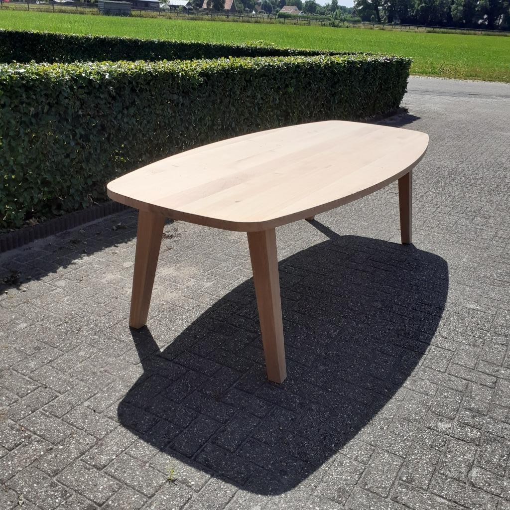 Prachtige eiken deens ovale tafel,met houten poten.NIEUW., Ophalen, 100 tot 150 cm, Eikenhout, Vijf personen of meer