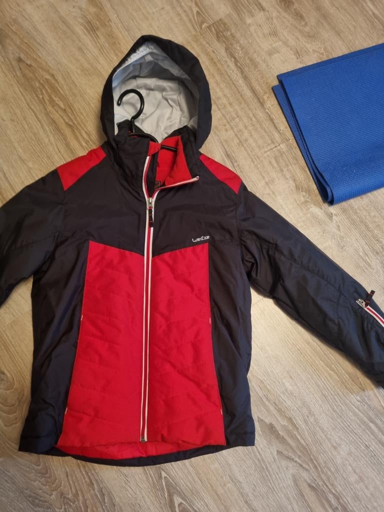 Decathlon Wedze Ski Jas - Maat 140, Sport en Fitness, Ophalen of Verzenden, Zo goed als nieuw, Overige typen