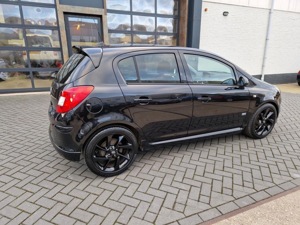 Opel Corsa 1.4 16V 5D 2014 Zwart 2e eigenaar OPC line., Auto's, Voorwielaandrijving, Euro 5, 4 cilinders, 100 pk