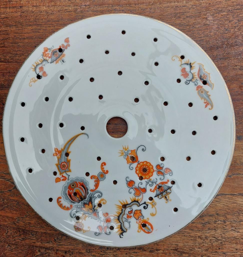 Brocante ronde porseleinen treef met bloemen 22,5 cm, Ophalen of Verzenden