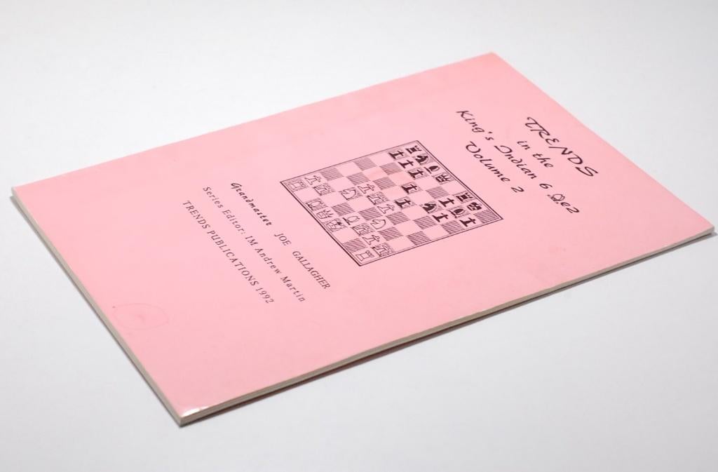 Trends in the King's Indian 6 Bishop E2 Volume 2 (1992), Verzenden, 500 t/m 1500 stukjes, Zo goed als nieuw, Schaken