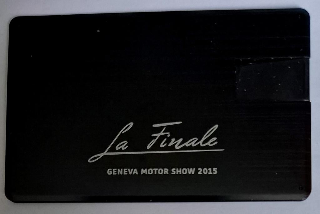 Bugatti Veyron Genève 2015 alle persinformatie., Ophalen of Verzenden, Zo goed als nieuw, Www.bugatti.com/perss, Overige merken
