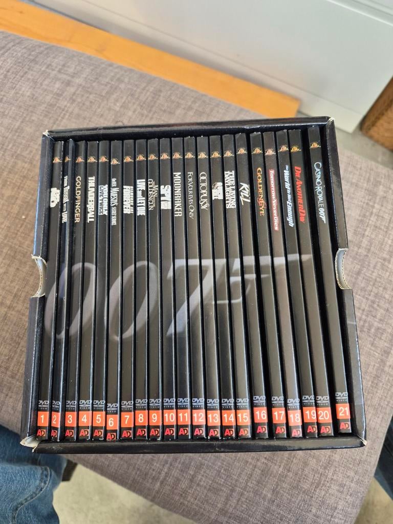 James Bond 007 DVD Boxset - Complete Collectie, Vanaf 12 jaar, Ophalen, Zo goed als nieuw, Boxset