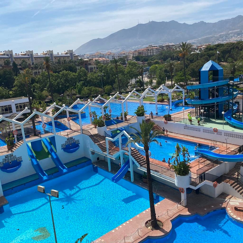 Benal Beach  aan zee 5 zwembaden Spanje, Wasmachine, Appartement, Costa del Sol, 1 slaapkamer