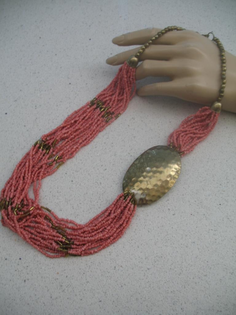 Ketting Tribal Berber Kralen Koraalroze+Goudklr.+ Amulet Vin, Ophalen of Verzenden, Overige materialen, Ketting