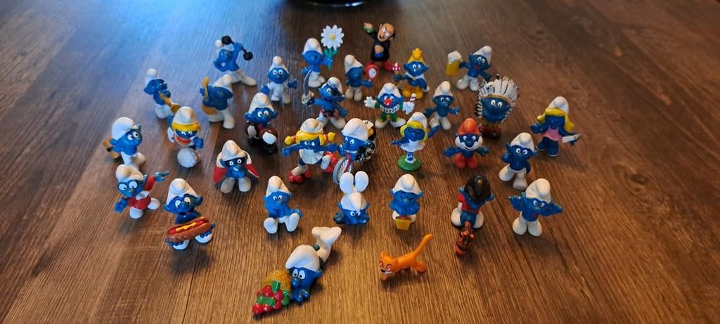 Leuke set Smurfen 32 stuks., Verzamelen, Ophalen of Verzenden, Gebruikt, Verschillende Smurfen