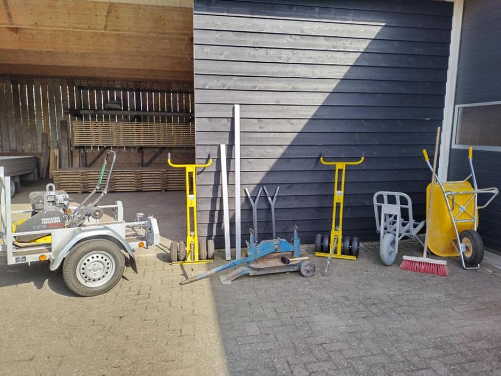 Kruiwagen te huur, Ophalen, Gebruikt