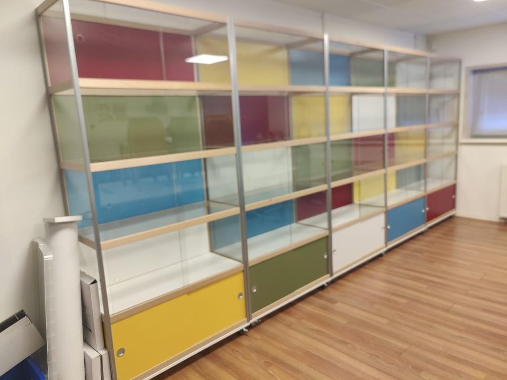 een set van 5 MODULOO vitrinekasten, Ophalen, Gebruikt, Kast, Receptie of Entree