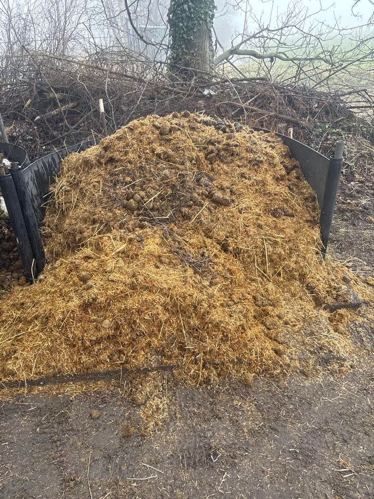 Paardenmest met gehakseld stro *GRATIS*, Ophalen, Mest