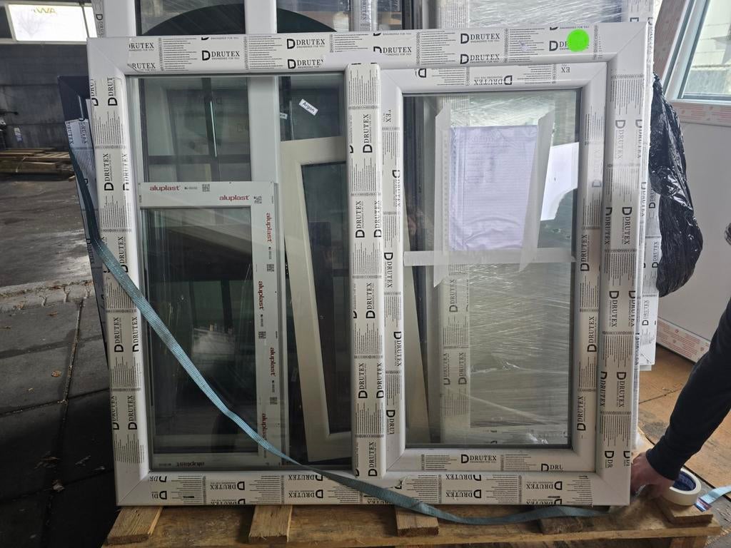 Draaikiepramen, Doe-het-zelf en Verbouw, Glas en Ramen, Ophalen, Nieuw, Dubbelglas, 120 tot 160 cm