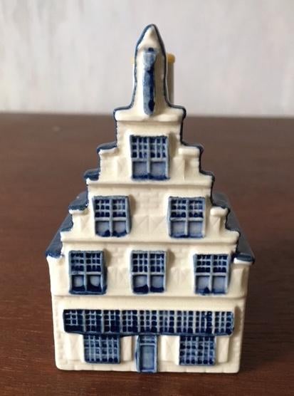 KLM huisje 29, geseald, inhoud enigszins verdampt., Verzamelen, KLM Huisjes, Ophalen of Verzenden, Zo goed als nieuw, 21 t/m 40