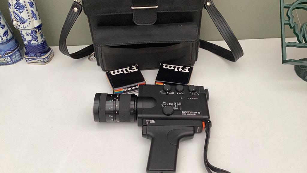 Agfa Movexoom 10 in tas met films 1970s, Ophalen of Verzenden, 8mm