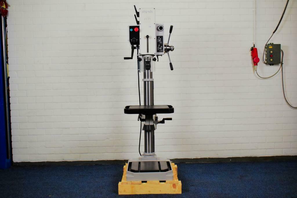 Strands S30 kolomboormachine tandwielgeschakeld, Doe-het-zelf en Verbouw, Gereedschap | Boormachines, Nieuw, Kolomboormachine