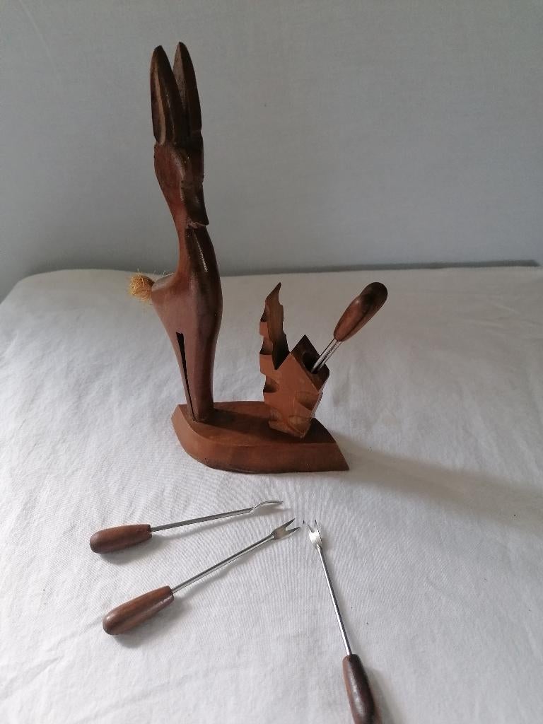 teak hert met olijfprikkers, Ophalen of Verzenden, Overige materialen, Overige stijlen, Overige typen
