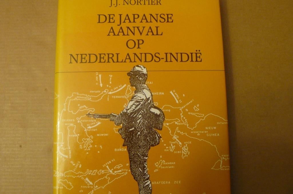 NEDERLANDS INDIË / Japanse aanval / J.J. Nortier, Ophalen of Verzenden, Gelezen