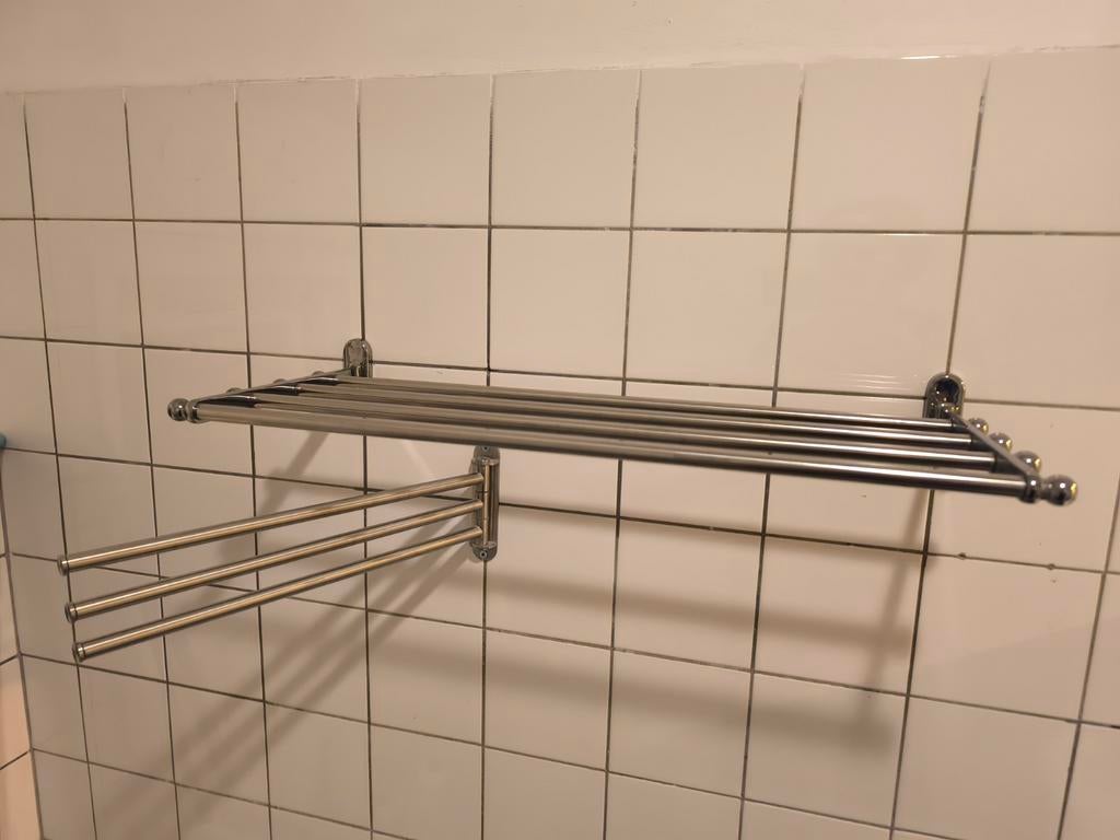 IKEA Handdoekenrek en handdoekenstangen, Ophalen