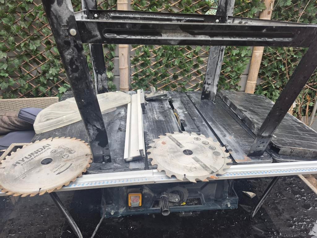 KOS Zaagtafel - Gebruikt, Ophalen, Gebruikt, Cirkelzaag, 600 tot 1200 watt