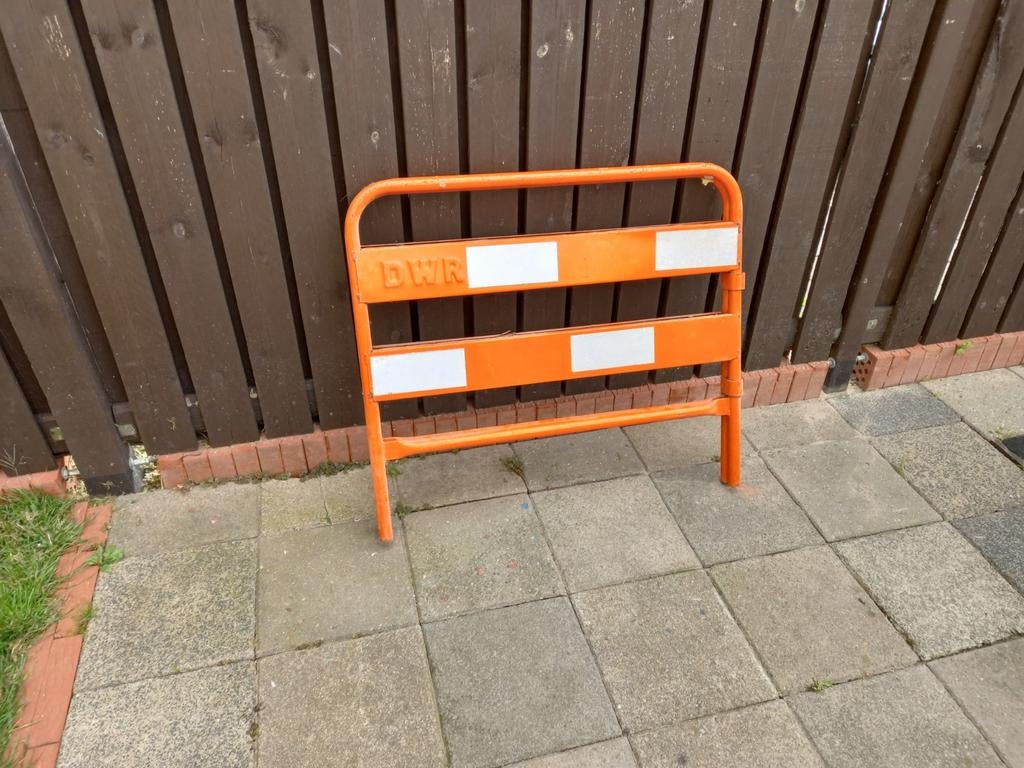 Oranje schaar afzetting, Ophalen, IJzer