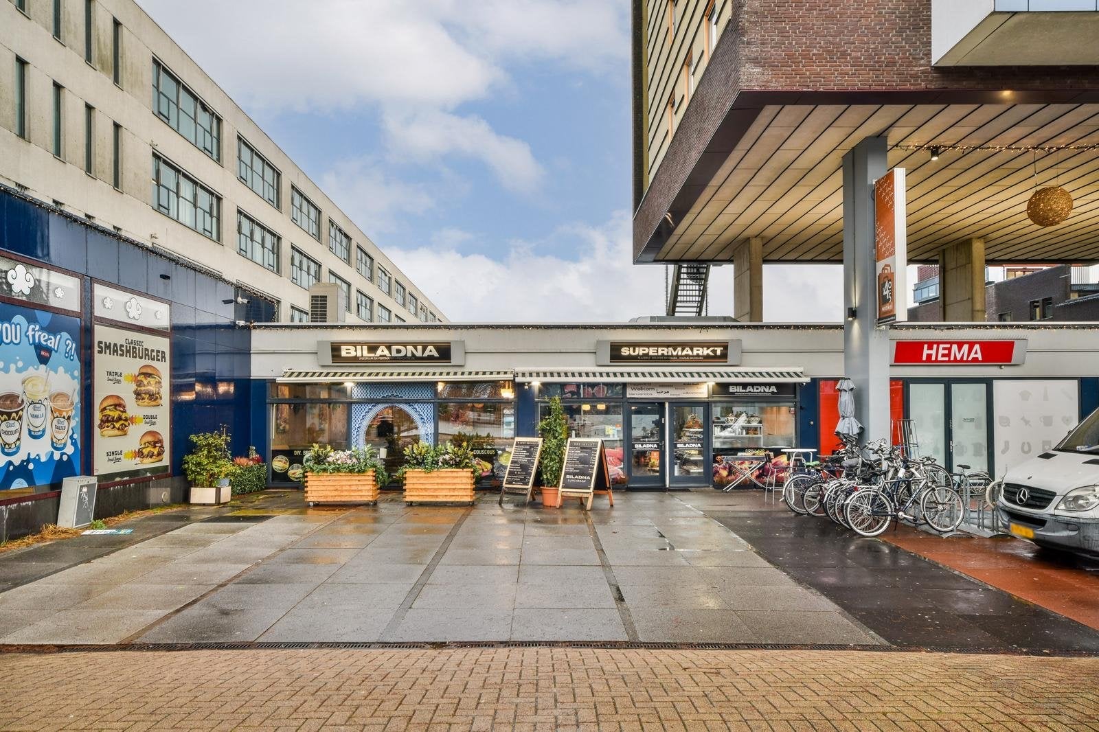 Ter overname lunchroom / restaurant / slagerij / supermarkt