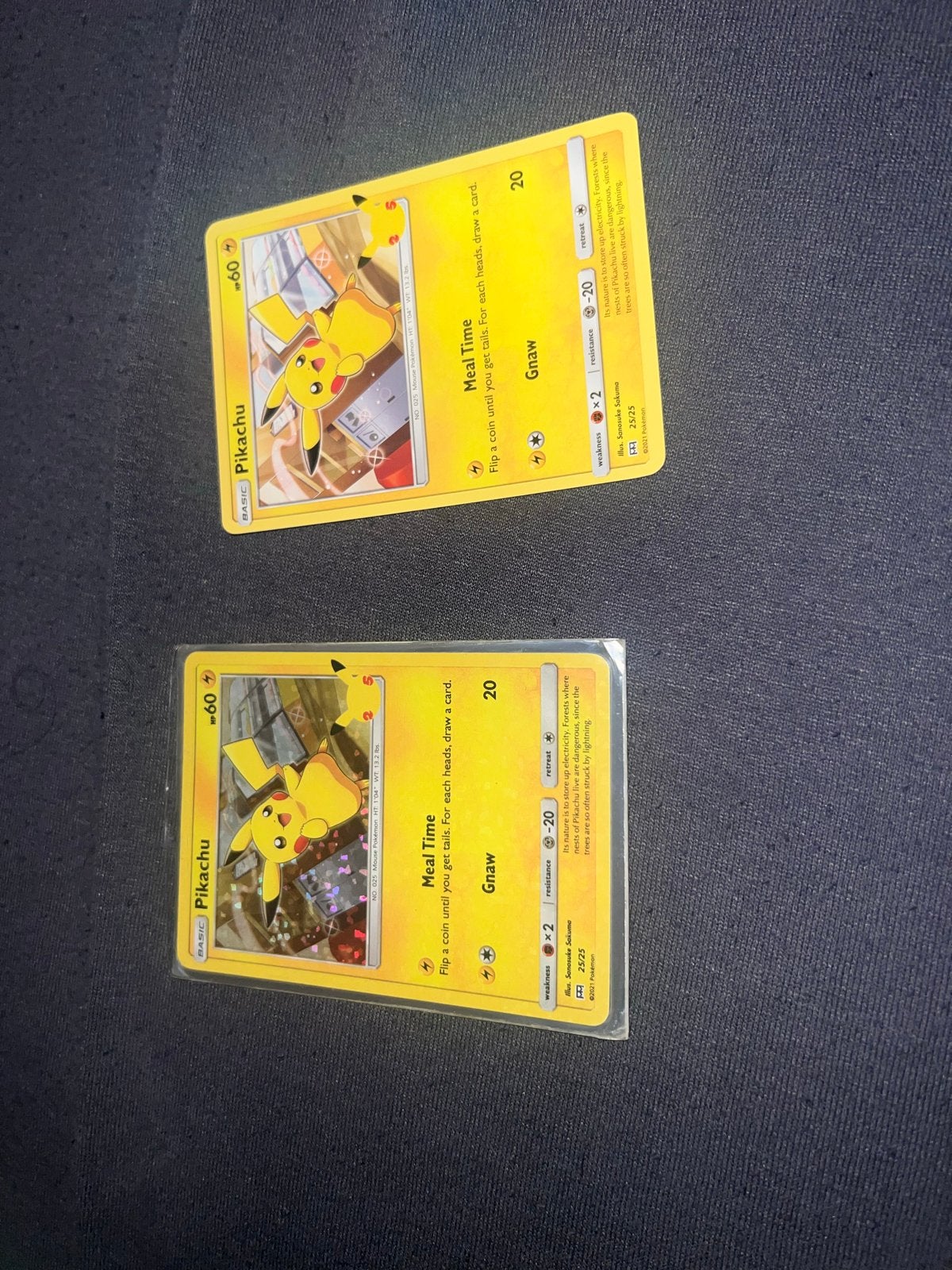 Zeldzame Pikachu 2021 McDonald's Holo & Non-Holo Kaart, Hobby en Vrije tijd, Ophalen of Verzenden, Zo goed als nieuw, Meerdere kaarten