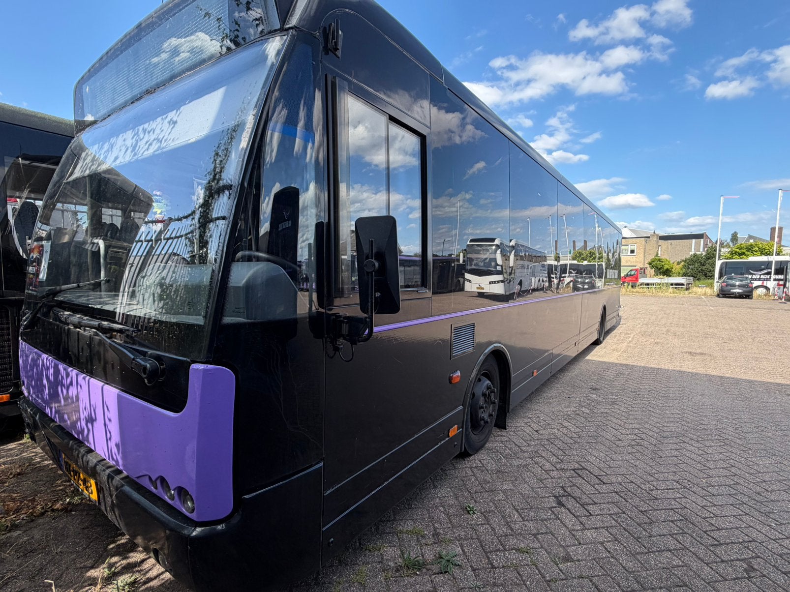 TOURINGCAR /LIJNBUS/ PARTYBUS – AIRCO. EURO 5, Euro 5, Zwart, Diesel, Particulier